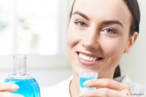 Leia mais sobre o artigo Saiba como Escolher o Enxaguante Bucal ideal!